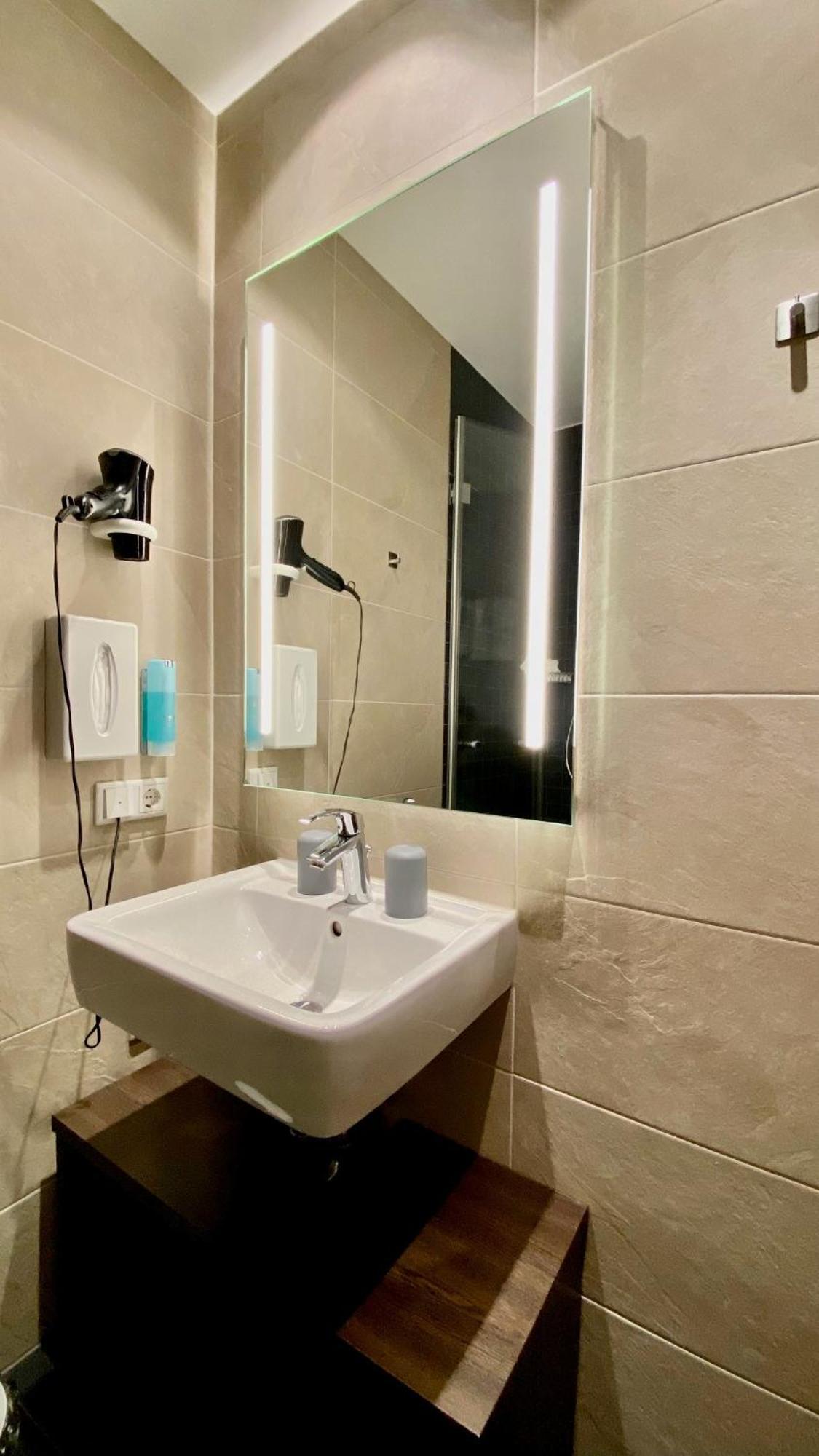 Hotel Bacchus Bensheim Rum bild